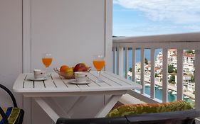 Apartments And Rooms Breeze