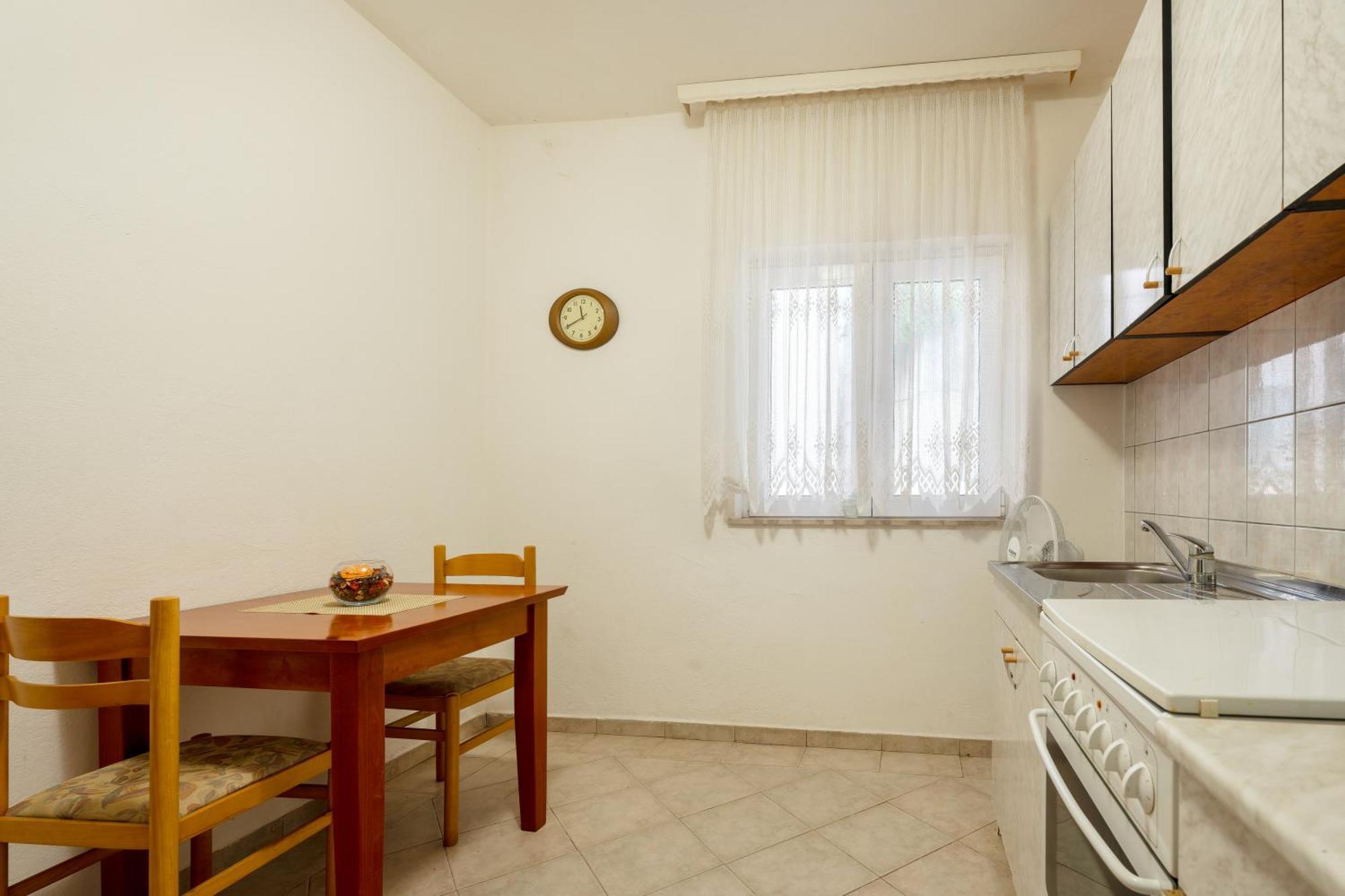 Apartments And Rooms Breeze Neum Esterno foto