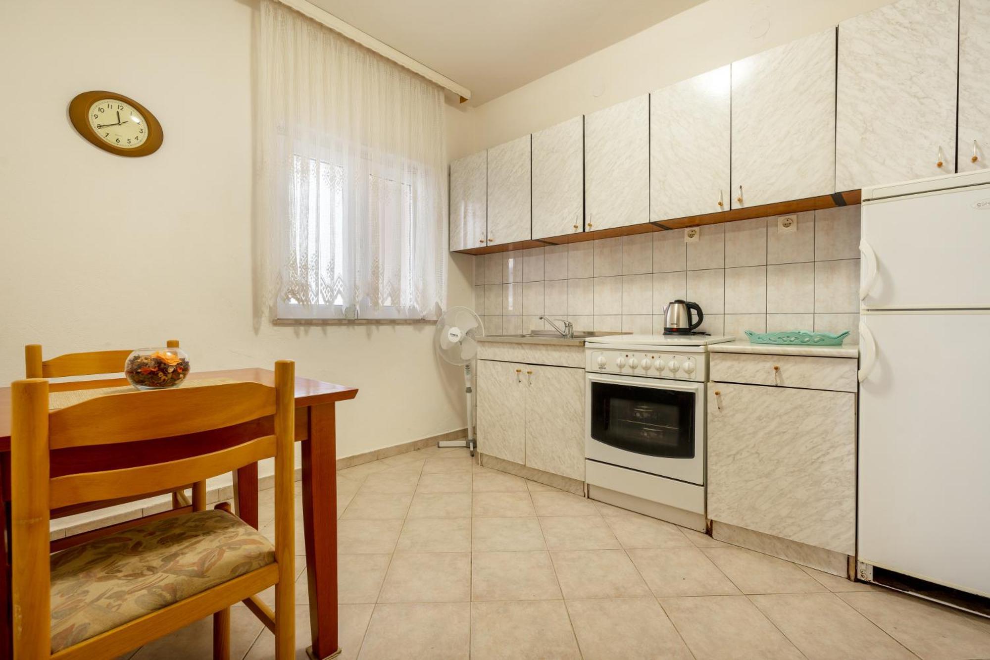 Apartments And Rooms Breeze Neum Esterno foto
