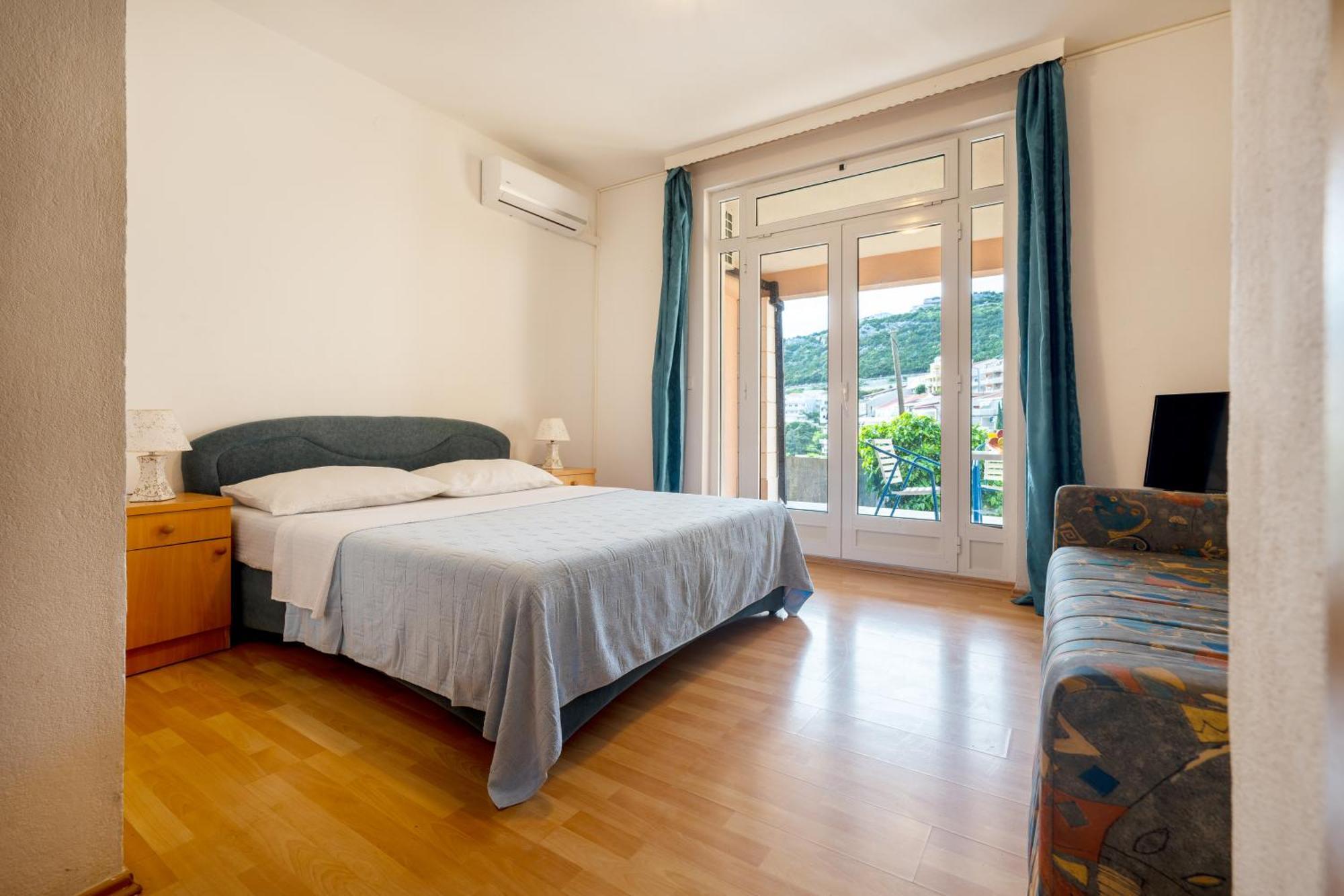 Apartments And Rooms Breeze Neum Esterno foto